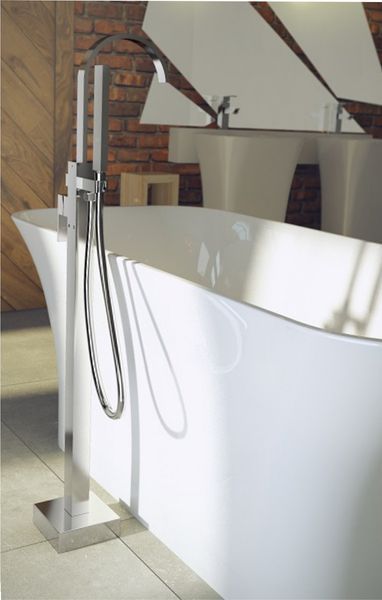 Змішувач для ванни Besco Modern II BW-MII-CH підлоговий (хром) 371481 фото